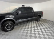 2017 Nissan Titan PRO-4X 4×4