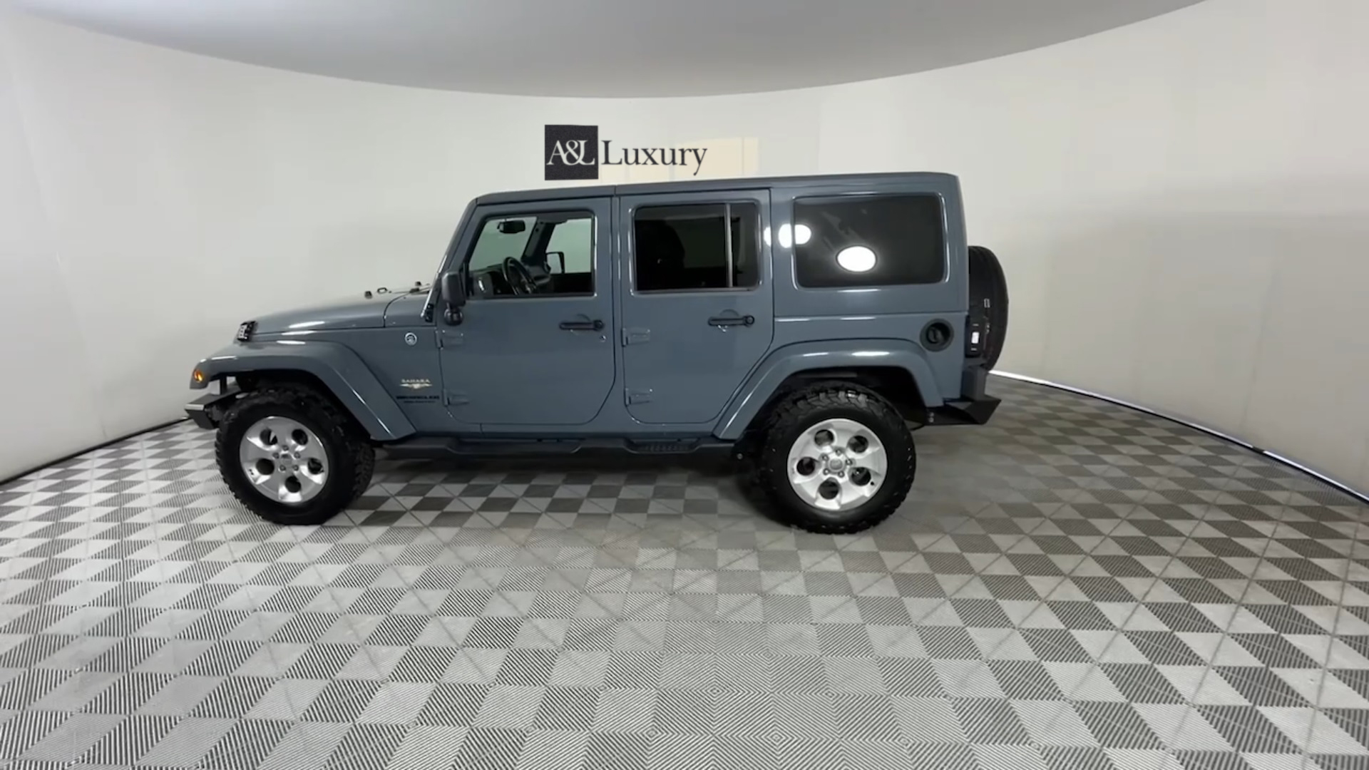2014 Jeep Wrangler Unlimited Sahara
